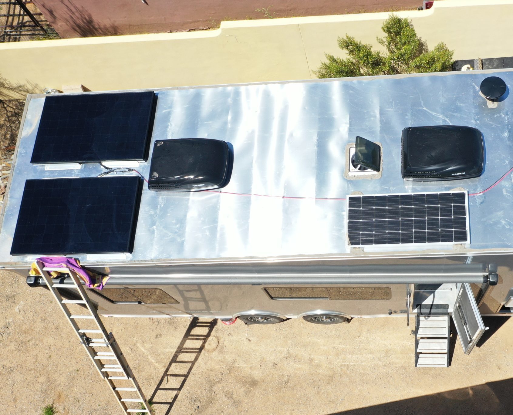 900 Watt Solar with 3,000 Watt Inverter